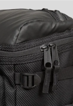 Eastpak Cnnct/Contemporary - Rugzak - Black -Eastpak 0c5e962d3e2241518b9ac4a634c944af
