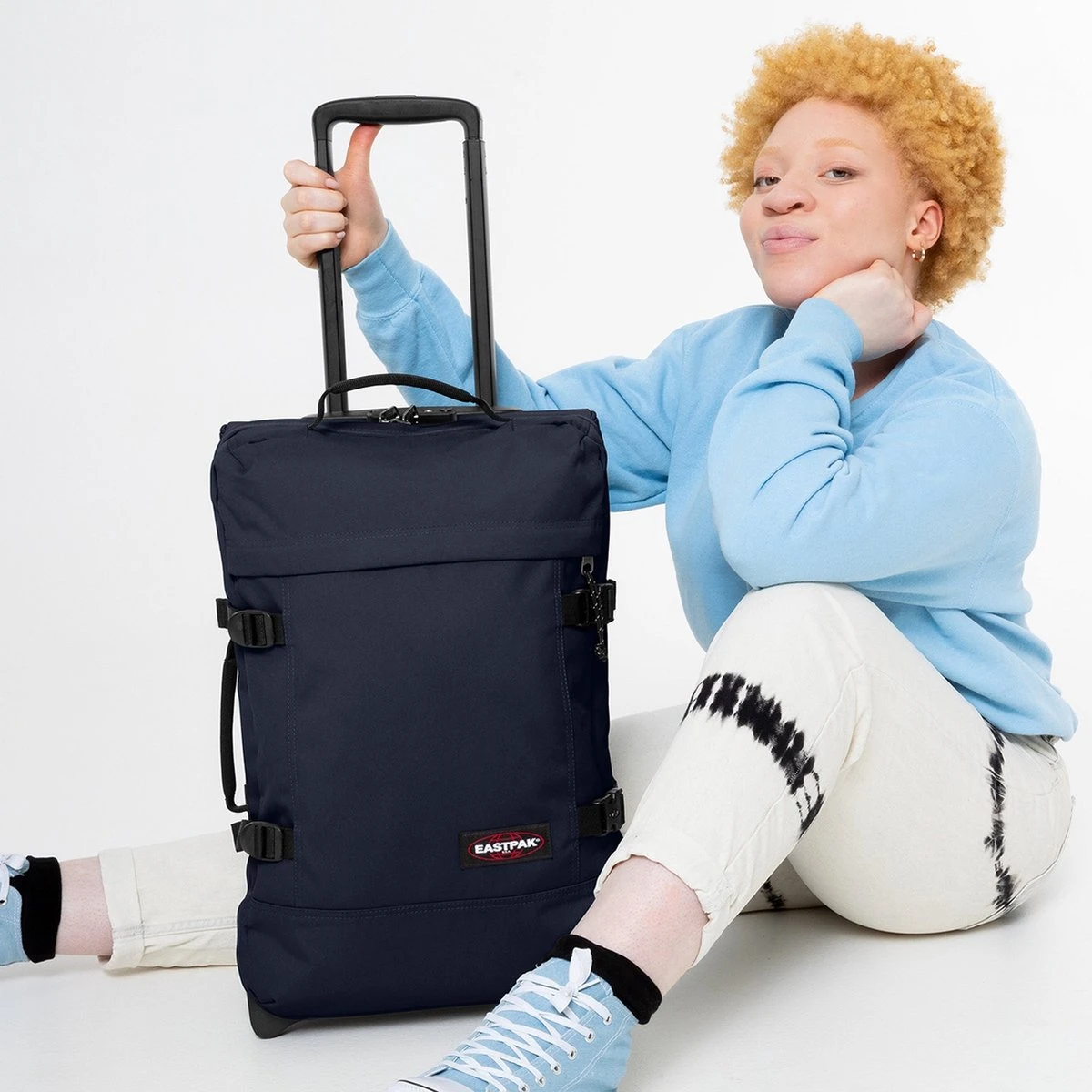 Eastpak TRANVERZ S Reiskoffer, Handbagage (51 X 32.5 X 23 Cm) - Ultra Marine 2 Eastpak TRANVERZ S Reiskoffer, Handbagage (51 X 32.5 X 23 Cm) - Ultra Marine - Afbeelding 2