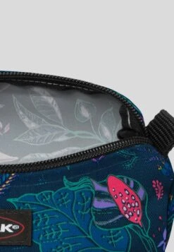 Eastpak Paradise Garden/Authentic - Toilettas - Run Rabbit -Eastpak 1797a3a7a7644cdc88022302b168c5aa