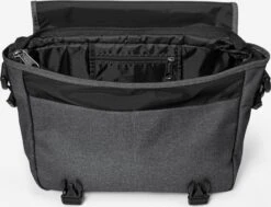 Eastpak Businesstassen Schoudertas Heren Zwart -Eastpak 504a363a32a0b98346b01794d3a7f4d5