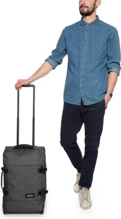 Eastpak TRANVERZ S Reiskoffer, Handbagage (51 X 32.5 X 23 Cm) - Black Denim 21 Eastpak TRANVERZ S Reiskoffer, Handbagage (51 X 32.5 X 23 Cm) - Black Denim -Eastpak 663x1200 2