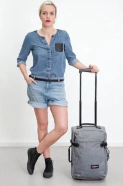 Eastpak TRANVERZ XS Reiskoffer, Handbagage (48 X 32 X 21 Cm) - Black -Eastpak 797x1200