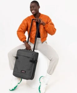 Eastpak TRANVERZ XXS Reiskoffer, Handbagage (45 X 32 X 20 Cm) - Black Denim -Eastpak 991x1200