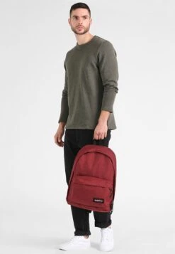 Eastpak Out Of Office - Rugzak - Crafty Wine