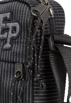 Eastpak The One - Schoudertas - Base Ep Black -Eastpak d35dd5feb29842adb8b6020363fef301